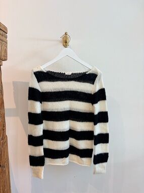 Brandy Melville Black & White Striped Crew Sweater